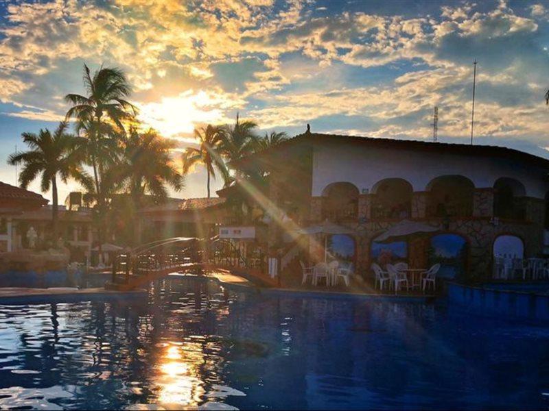 Maria Isabel Colima Hotel Exterior foto